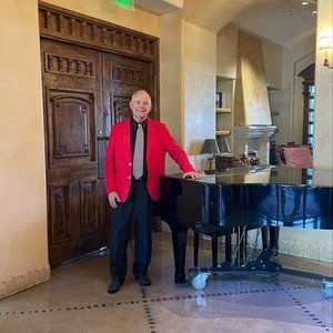 Meet your Posher, Kenneth